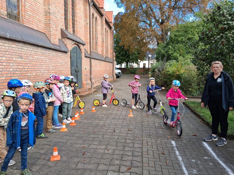 Titelbild für Beitrag: Projekttag Verkehrserziehung an der St. Martin Grundschule