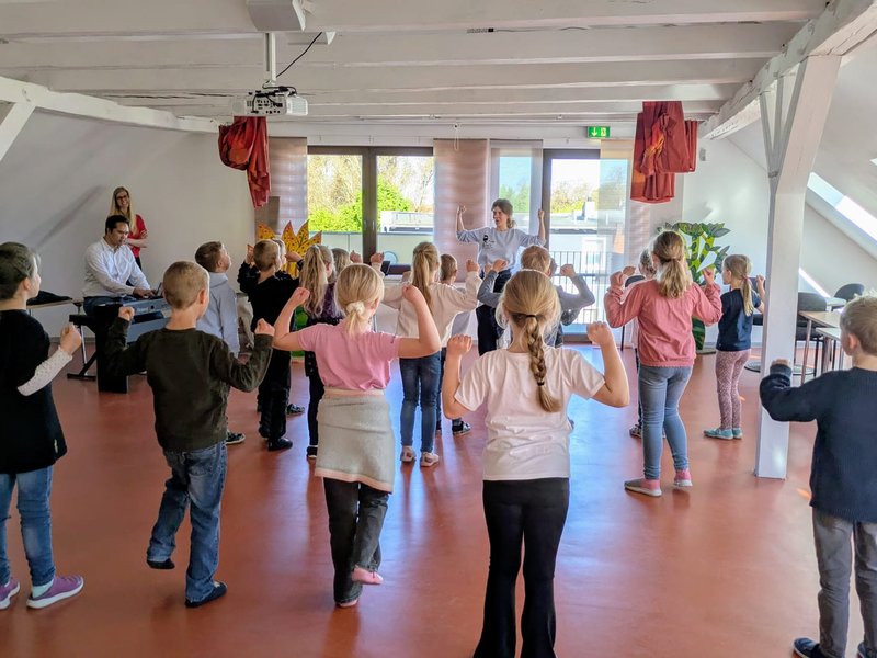 Titelbild für Beitrag: Musical "Bunt - Der Wald hat Fieber"
