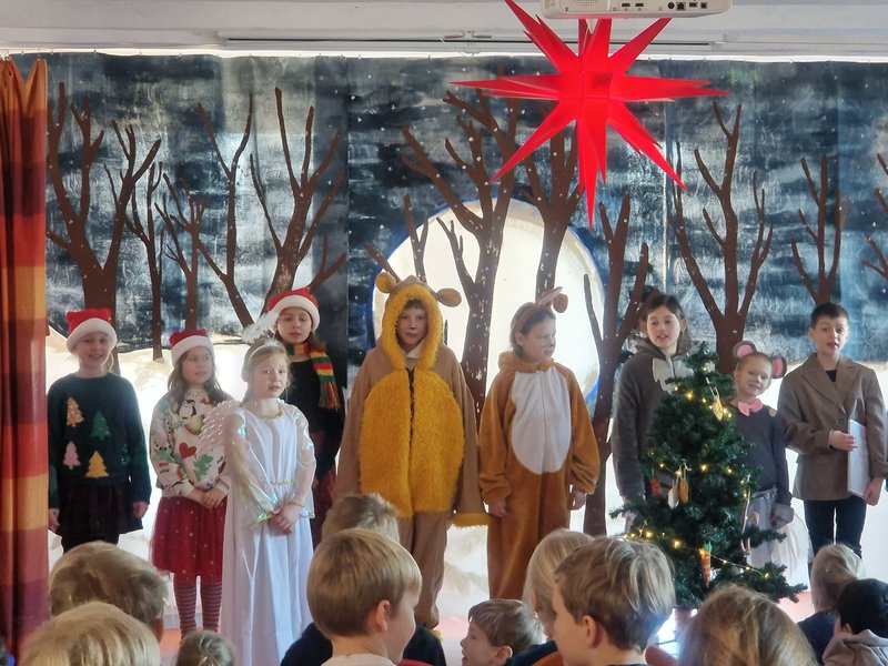 Titelbild für Beitrag: Einladung der Theater AG