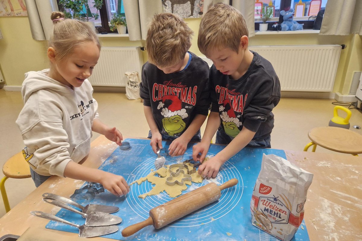 Titelbild für Beitrag: In der Weihnachtsbäckerei