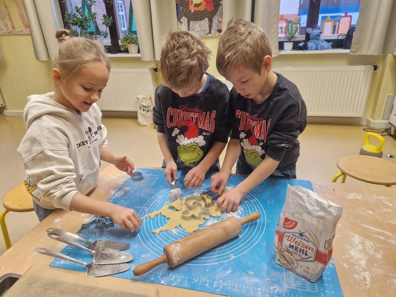 Titelbild für Beitrag: In der Weihnachtsbäckerei