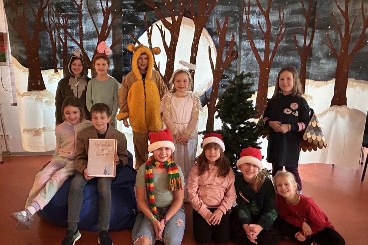 Titelbild für Beitrag: „Weihnachten im Winterwald“